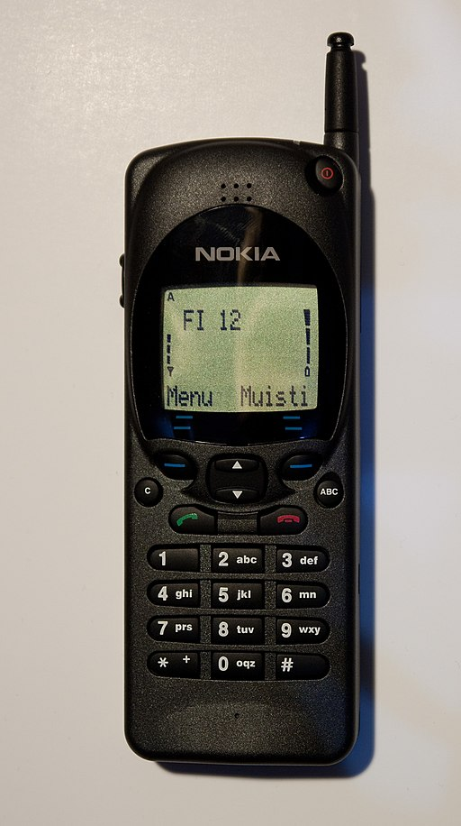 Nokia 1011 First Mass-Produced Mobile Phone